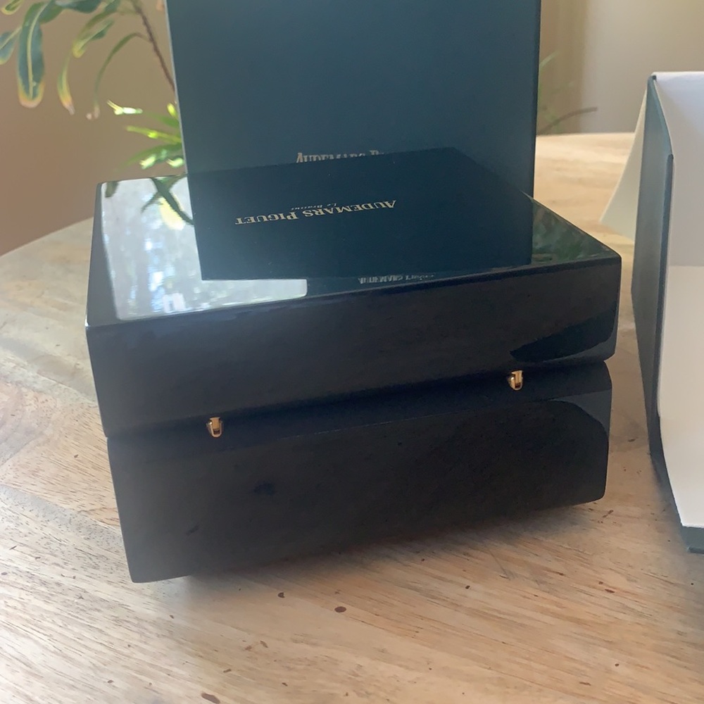 AUDEMARS PIGUET Le Brassus Gift Box Set - - Picture 8 of 16